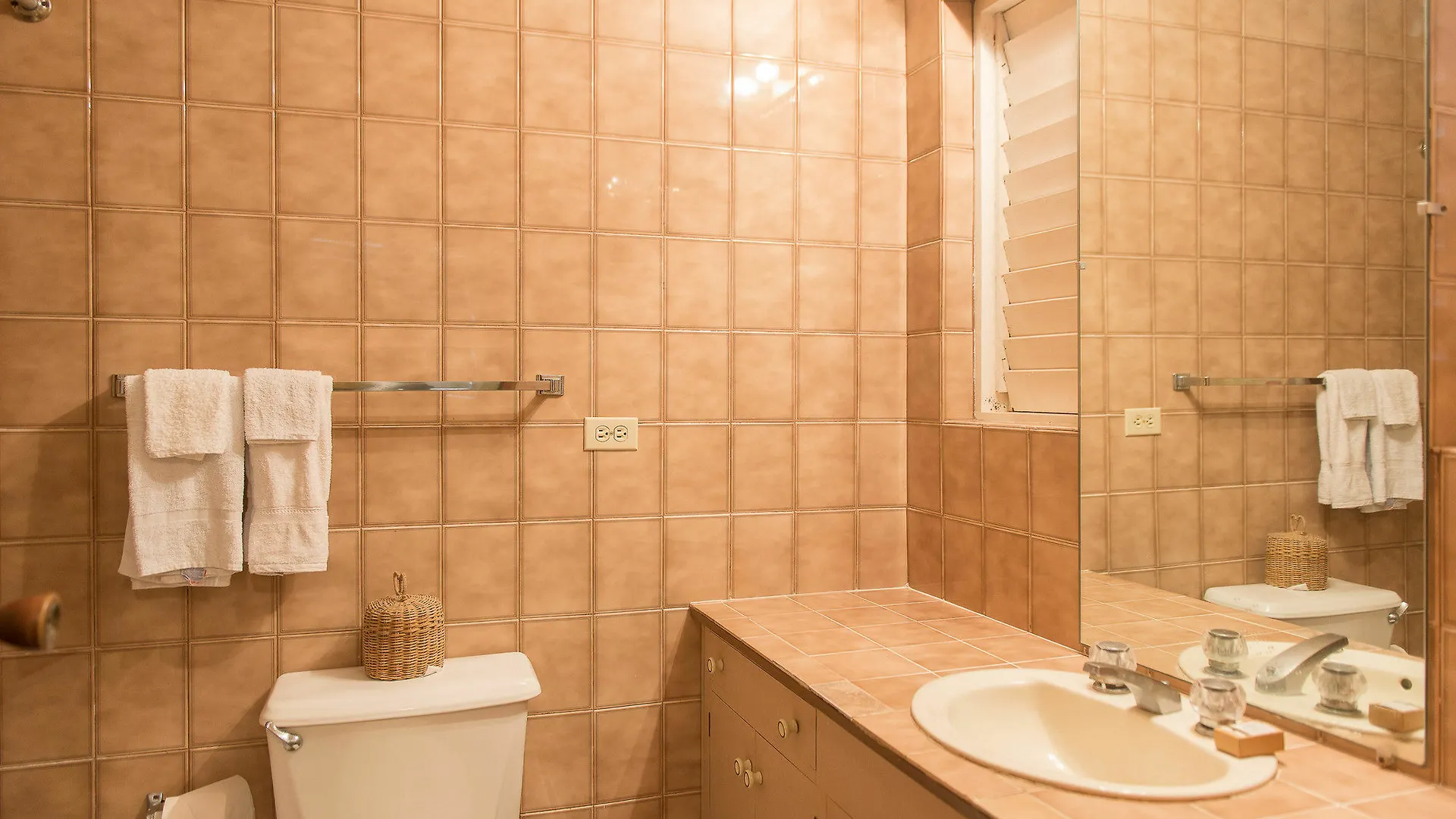 Villa Viento Tower Isle 3*,  Jamaica