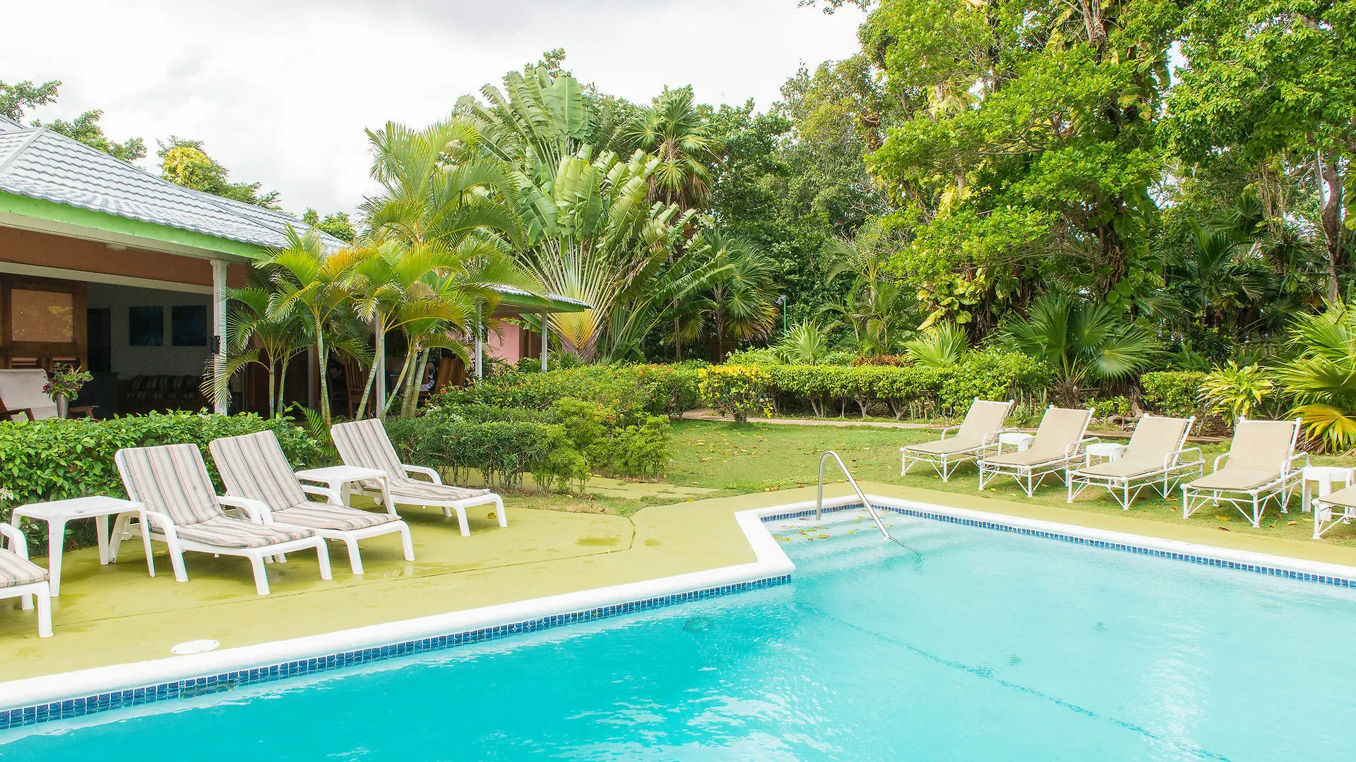 Villa Viento Tower Isle
